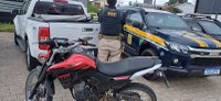 PRF apreende motos adulteradas e resgata pássaros silvestres no Sertão